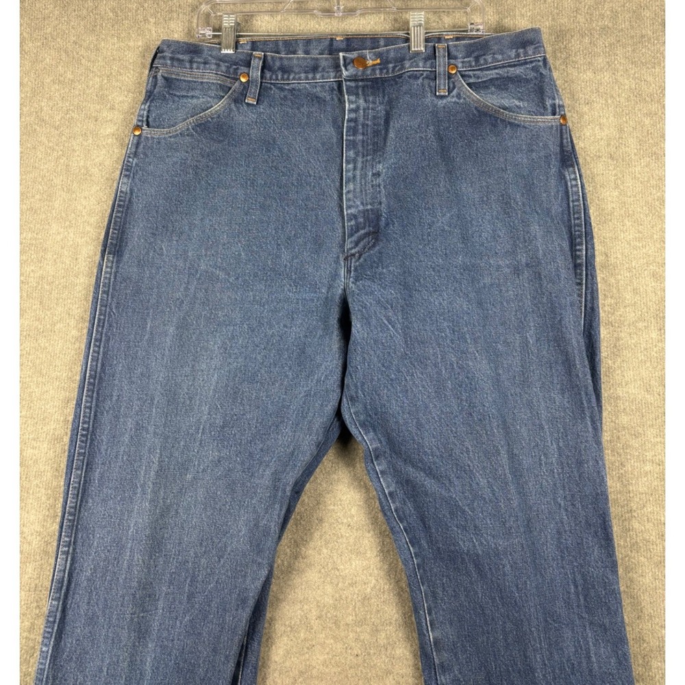 VTG Wrangler 13MWZ Cowboy Cut Jeans Made in USA 38x35 Blue Denim - Picture 2 of 10